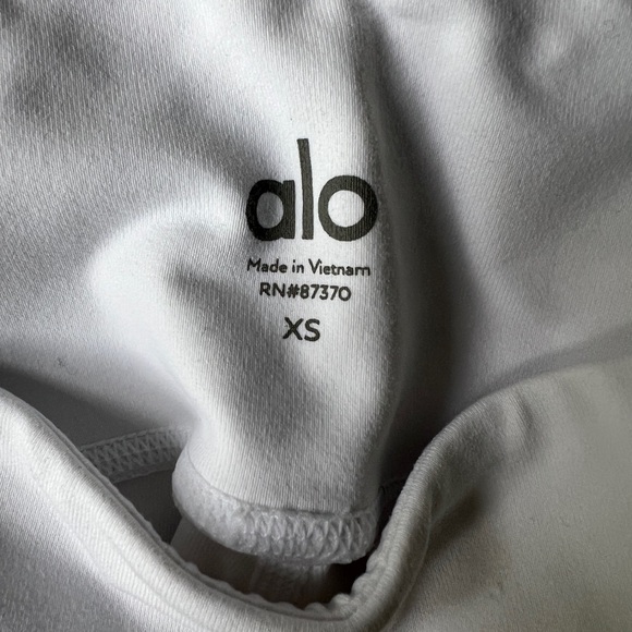 ALO High Waisted Yoga Legging White Size XSmall RN # 87370 - Picture 2 of 2